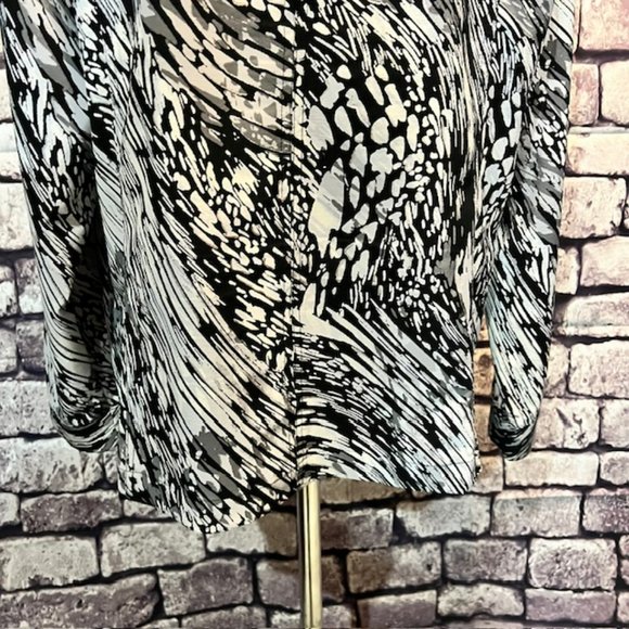 Chico's Zenergy Long Sleeve Zip Up Jacket Size XL - Picture 7 of 10